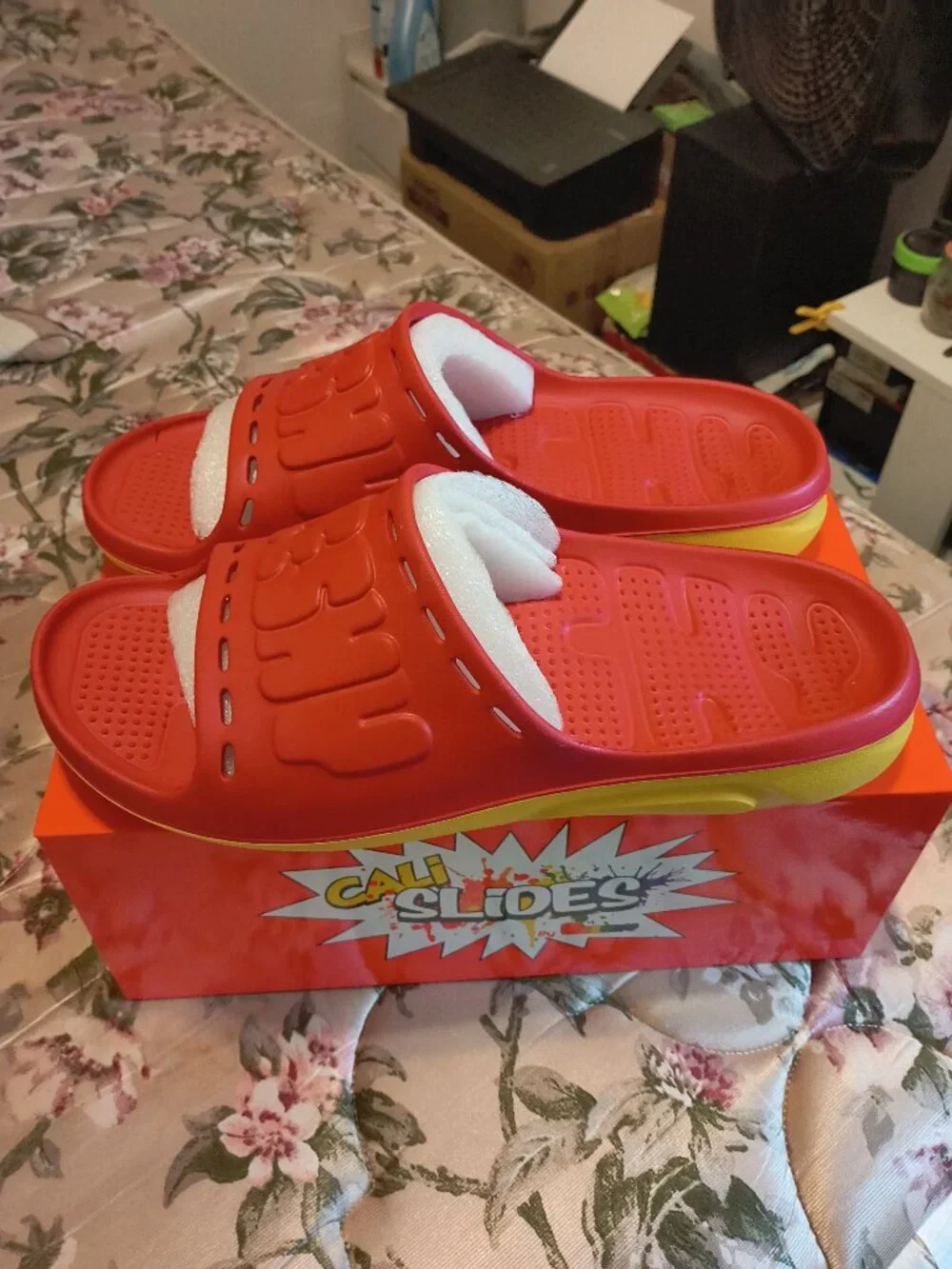 Cali Slides Mens Size 13 (retail $55 non negotiable)
